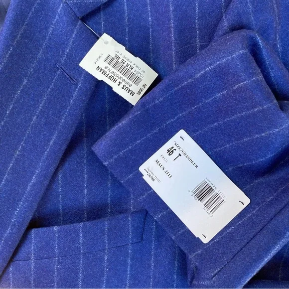 Maus & Hoffman Wool Blazer $895 NWT with small flaw shown circled - Picture 3 of 6